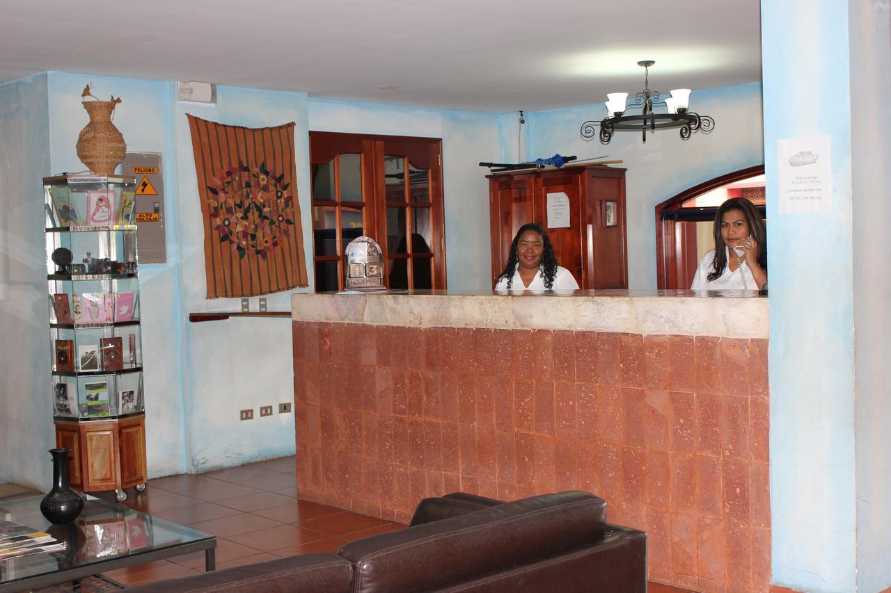 Hotel Los Arcos Estelí Kültér fotó