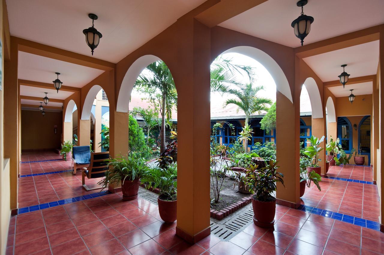 Hotel Los Arcos Estelí Kültér fotó